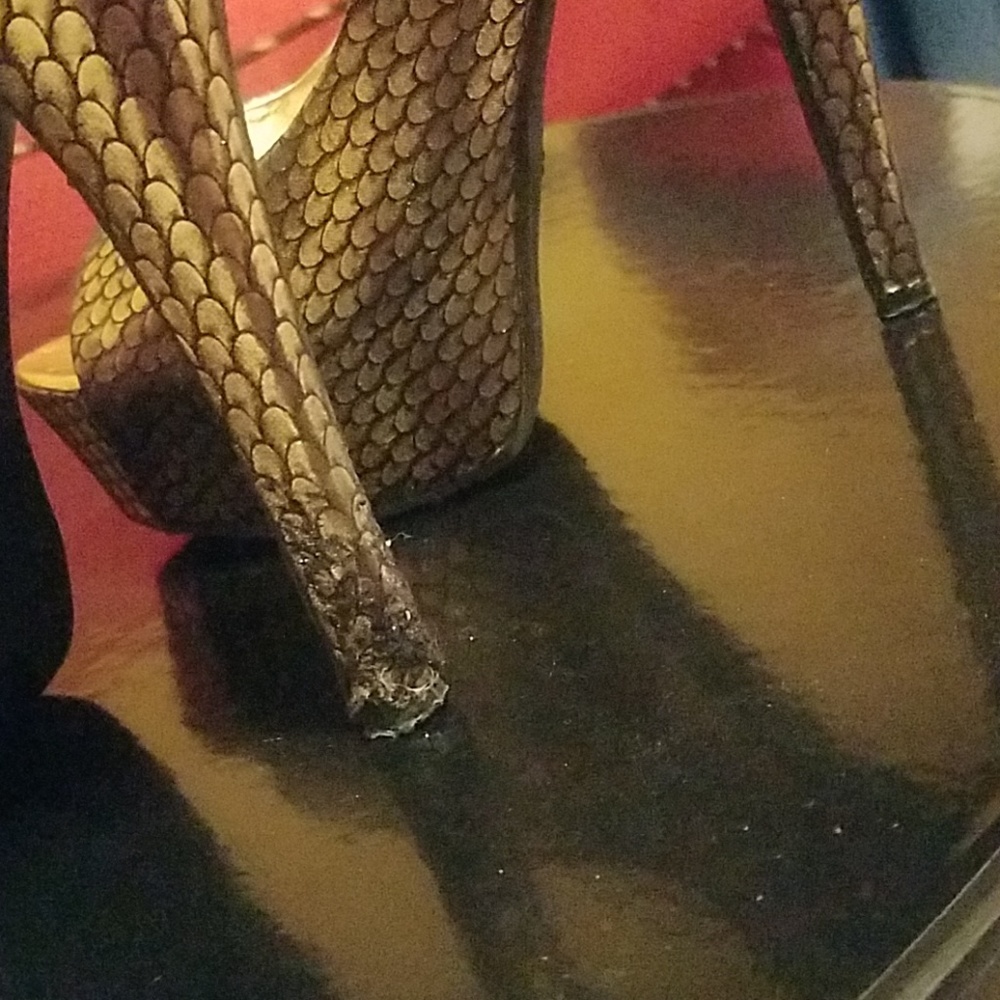 Pumps - Picture 4 of 4